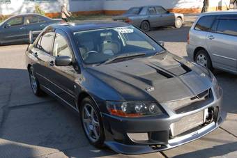 2003 Mitsubishi Lancer Evolution Pictures