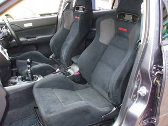 2004 Mitsubishi Lancer Evolution Pictures