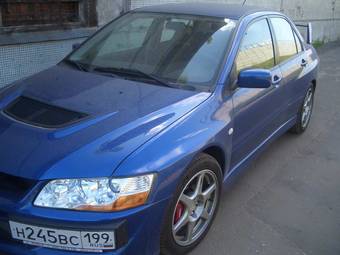 2004 Mitsubishi Lancer Evolution Pictures