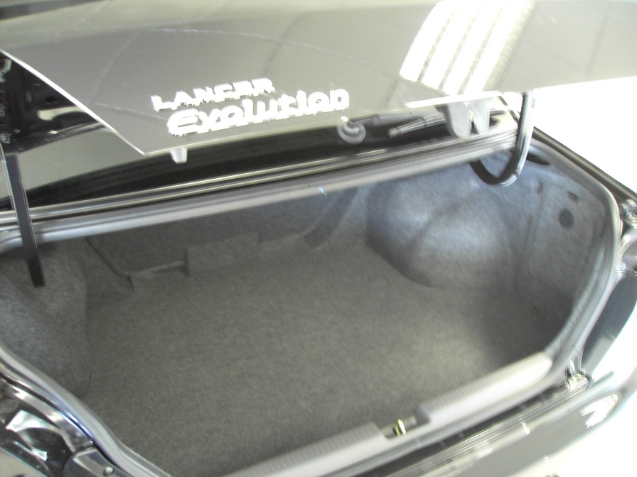 2005 Mitsubishi Lancer Evolution Images
