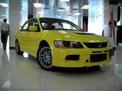 2005 Mitsubishi Lancer Evolution Pictures