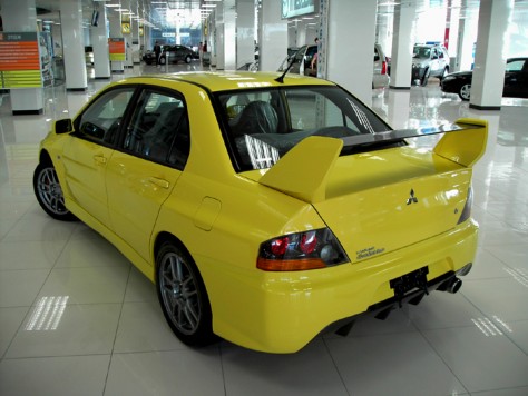 2005 Mitsubishi Lancer Evolution Pics