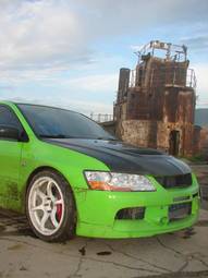 2005 Mitsubishi Lancer Evolution Photos