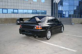 2006 Mitsubishi Lancer Evolution Pictures