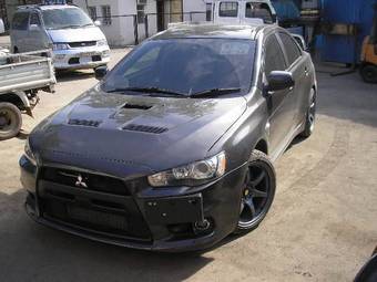 2009 Mitsubishi Lancer Evolution Photos