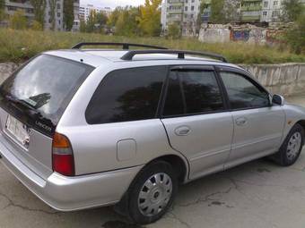 2000 Mitsubishi Lancer Wagon Pictures
