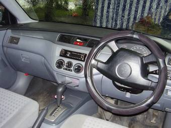 2002 Mitsubishi Lancer Wagon Pictures