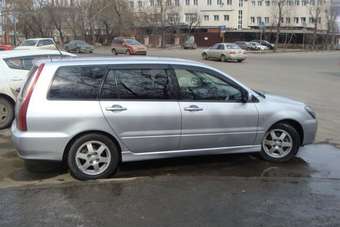 2003 Mitsubishi Lancer Wagon Pictures