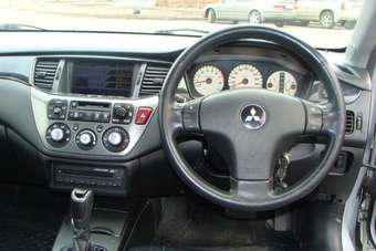 2003 Mitsubishi Lancer Wagon Photos