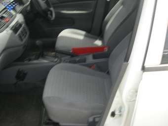 2003 Mitsubishi Lancer Wagon Photos