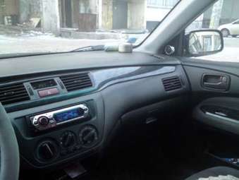 2003 Mitsubishi Lancer Wagon Photos