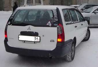 2003 Mitsubishi Lancer Wagon Wallpapers