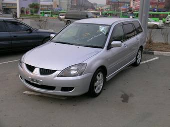 2003 Mitsubishi Lancer Wagon Photos