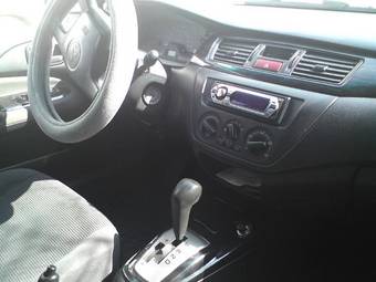 2003 Mitsubishi Lancer Wagon Photos