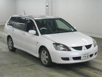 2003 Mitsubishi Lancer Wagon Photos