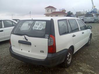 2003 Mitsubishi Lancer Wagon Photos
