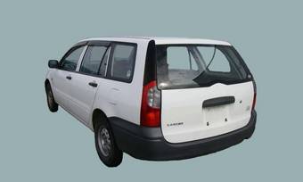 2003 Mitsubishi Lancer Wagon Photos
