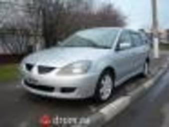 2003 Mitsubishi Lancer Wagon Photos