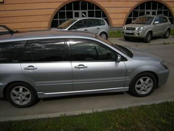 2003 Mitsubishi Lancer Wagon Photos