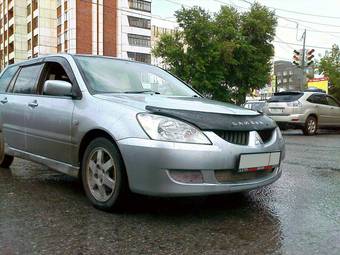 2003 Mitsubishi Lancer Wagon Photos