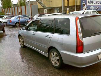 2003 Mitsubishi Lancer Wagon Photos