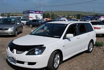 2003 Mitsubishi Lancer Wagon Images