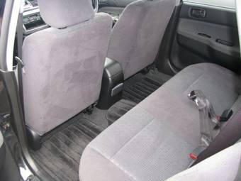 2003 Mitsubishi Lancer Wagon Pictures