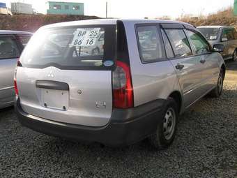 2004 Mitsubishi Lancer Wagon Pictures