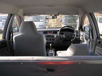 2004 Mitsubishi Lancer Wagon Photos