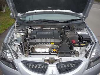 2004 Mitsubishi Lancer Wagon Pictures