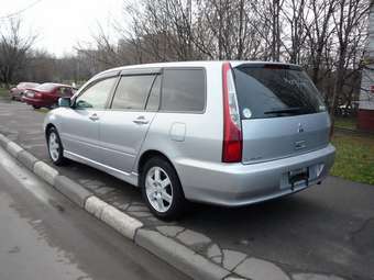 2004 Mitsubishi Lancer Wagon Pictures