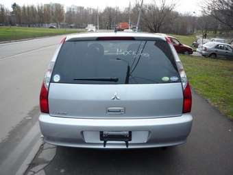 2004 Mitsubishi Lancer Wagon Photos