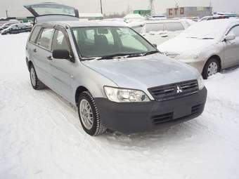 2004 Mitsubishi Lancer Wagon Pictures