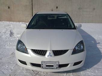 2004 Mitsubishi Lancer Wagon Photos
