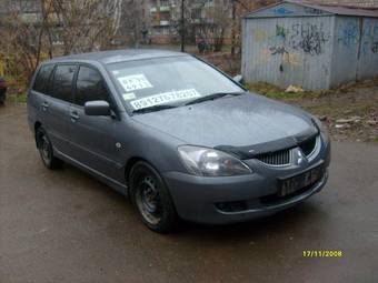 2004 Mitsubishi Lancer Wagon Images