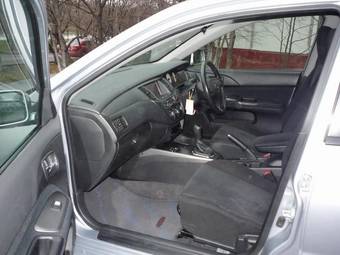 2004 Mitsubishi Lancer Wagon Pictures