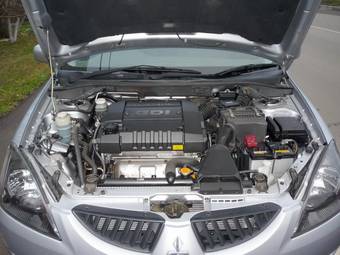 2004 Mitsubishi Lancer Wagon Photos