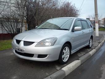 2004 Mitsubishi Lancer Wagon Pictures