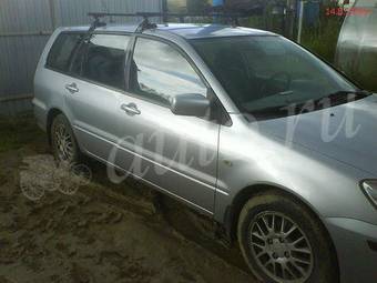 2004 Mitsubishi Lancer Wagon Photos