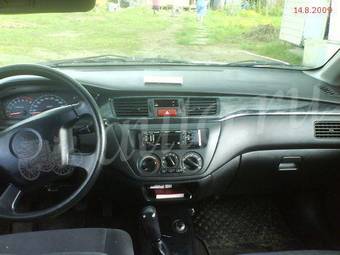 2004 Mitsubishi Lancer Wagon Pictures