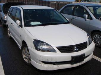 2005 Mitsubishi Lancer Wagon Pictures