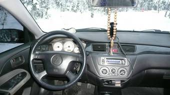 2005 Mitsubishi Lancer Wagon Photos