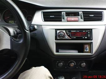 2006 Mitsubishi Lancer Wagon Pictures