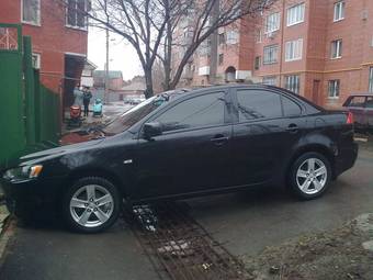 2008 Mitsubishi Lancer X Pictures