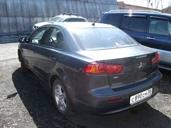 2008 Mitsubishi Lancer X Pictures