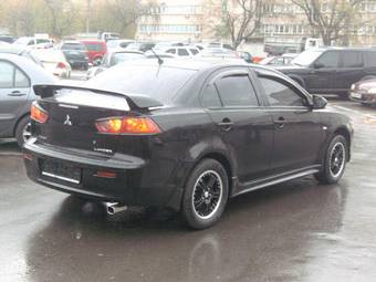 2008 Mitsubishi Lancer X Pictures