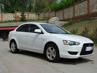 2008 Mitsubishi Lancer X Photos