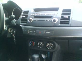 2008 Mitsubishi Lancer X Pictures