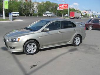 2008 Mitsubishi Lancer X Photos