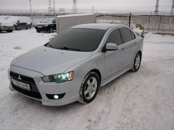 2008 Mitsubishi Lancer X Photos